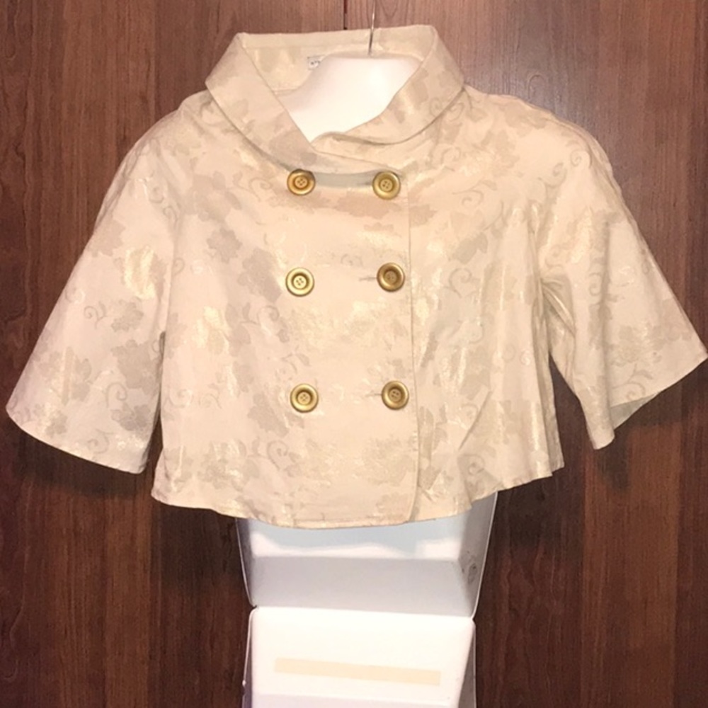 STEVE MADDEN, WHITE/GOLD CROP JACKET, Sz L